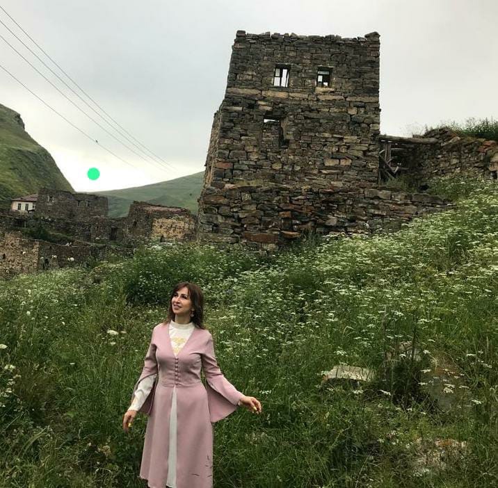 Майя галиат.jpg
