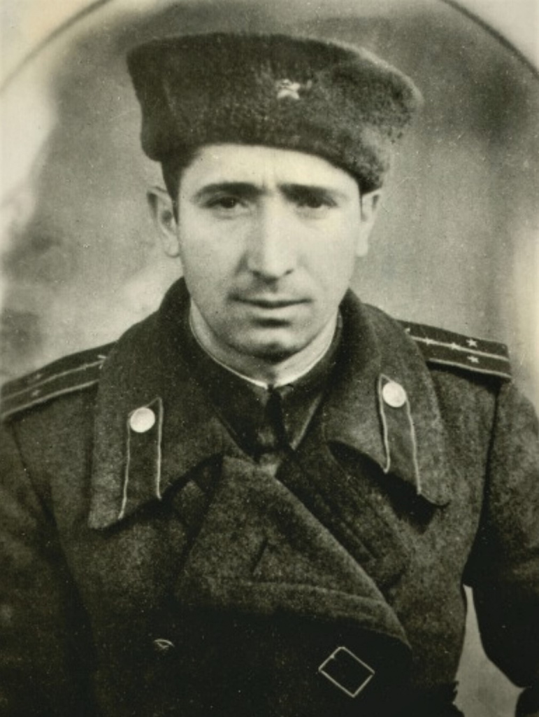 Карданов Соломон Александрович гв.капитан испр.jpg