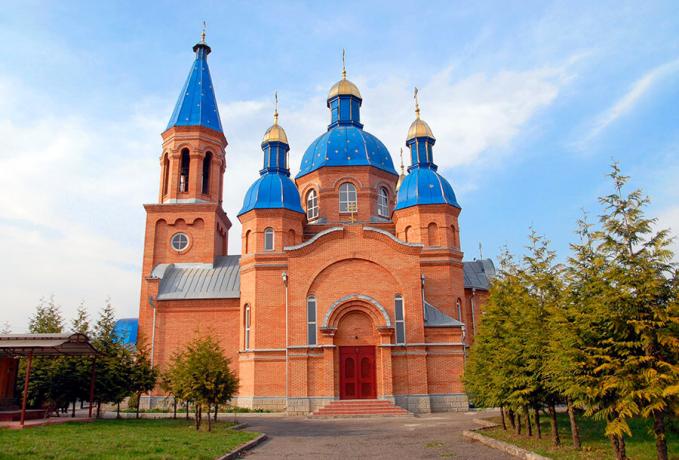 дигорская церковь.jpg