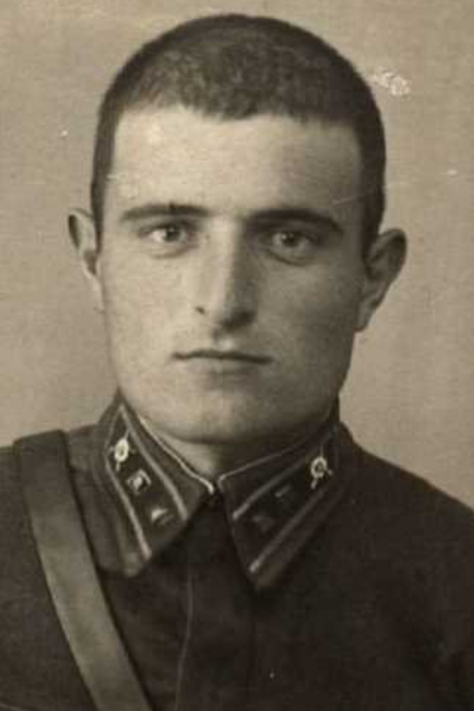 Дзагуров Сараби Басаевич лейт. испр.jpg