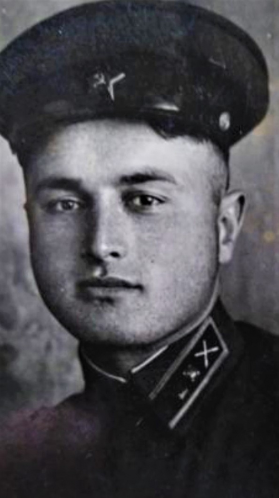 Корнаев Алексей Цараевич лейт. испр.jpg