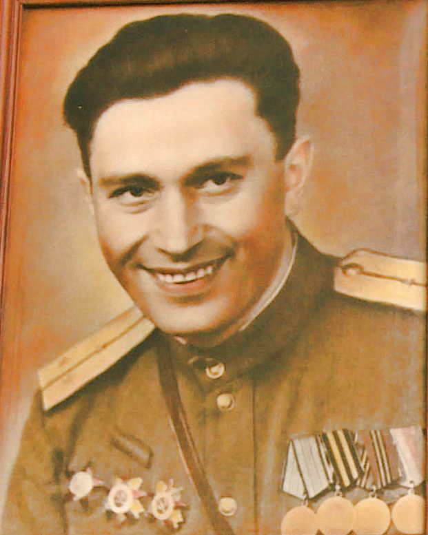 Казбек Казбеков.jpg Казбек Казбеков.jpg