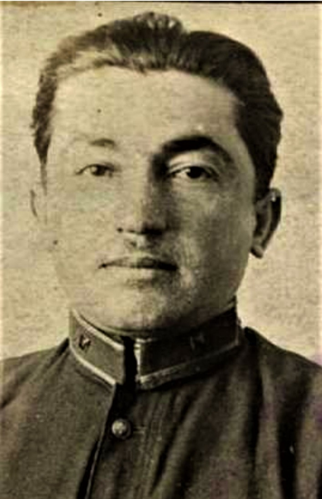 Айдаров Николай Садулаевич ст.лейт. испр.jpg