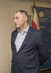 Гегкити Сослан. Ӕмдзӕвгитӕ. 